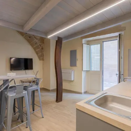 Casa Anibaldi By Rivedelsalento Nel Centro Di Apartman